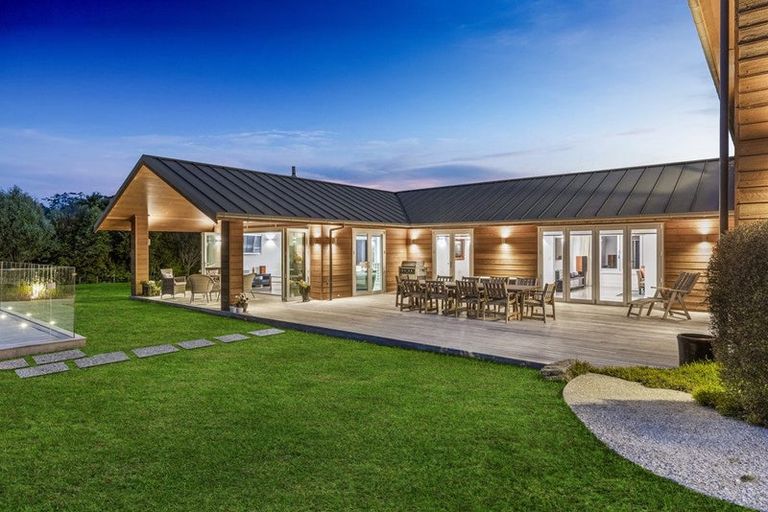 Photo of property in 80 Okura River Road, Okura, Albany, 0792