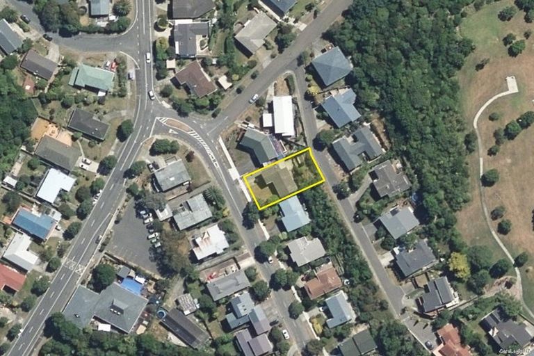 Photo of property in 3 Ayton Drive, Whitby, Porirua, 5024