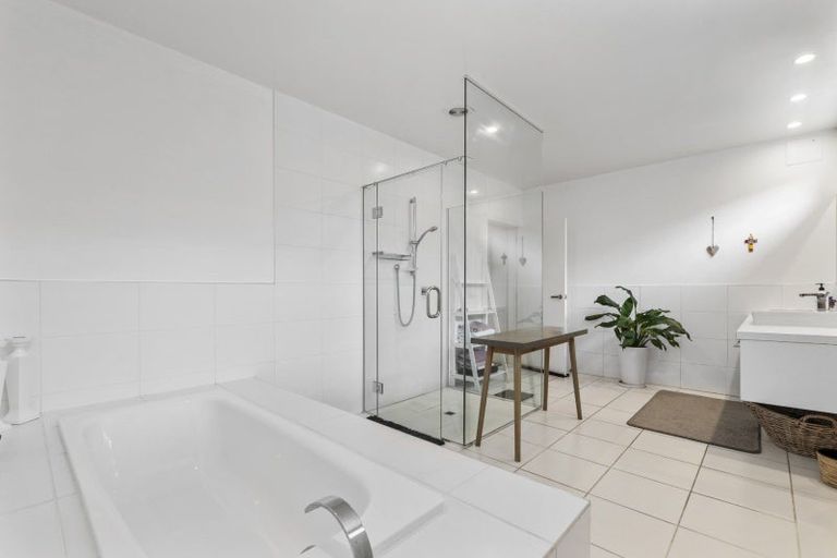 Photo of property in 81b Valley Road, Mount Maunganui, 3116