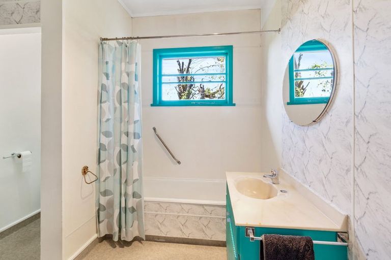 Photo of property in 10 Bouverie Street, Waimataitai, Timaru, 7910