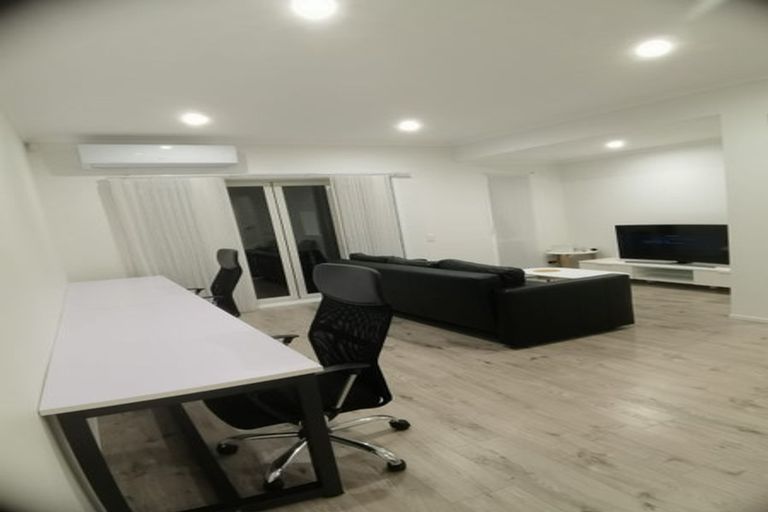 Photo of property in 2/218 Green Lane West, Epsom, Auckland, 1051