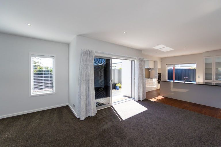 Photo of property in 11a Avenue Road, Greenmeadows, Napier, 4112