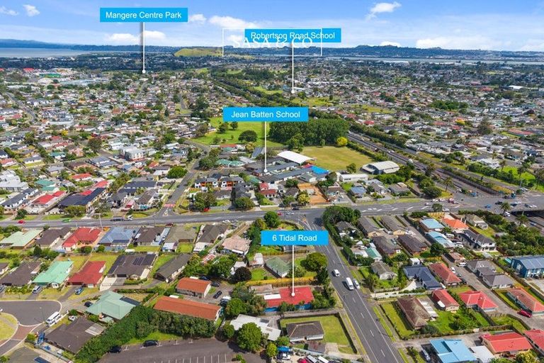 Photo of property in 6 Tidal Road, Mangere, Auckland, 2022