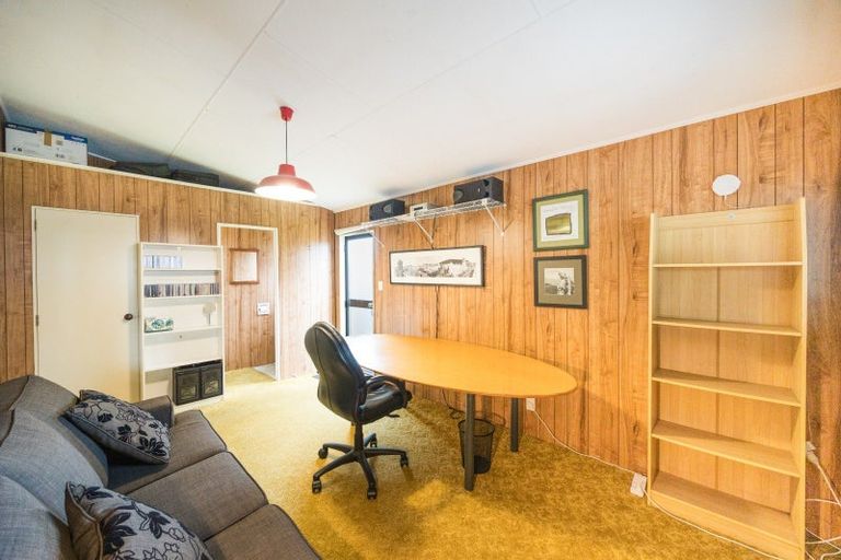 Photo of property in 5 Hennessy Street West, Foxton Beach, Foxton, 4815