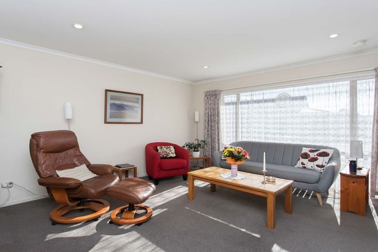 Photo of property in 3 Reeves Road, Rangiora, 7400