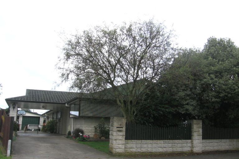 Photo of property in 3 Baton Place, Highbury, Palmerston North, 4412