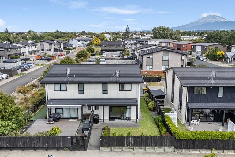 Photo of property in 94b Banks Street, Marfell, New Plymouth, 4310