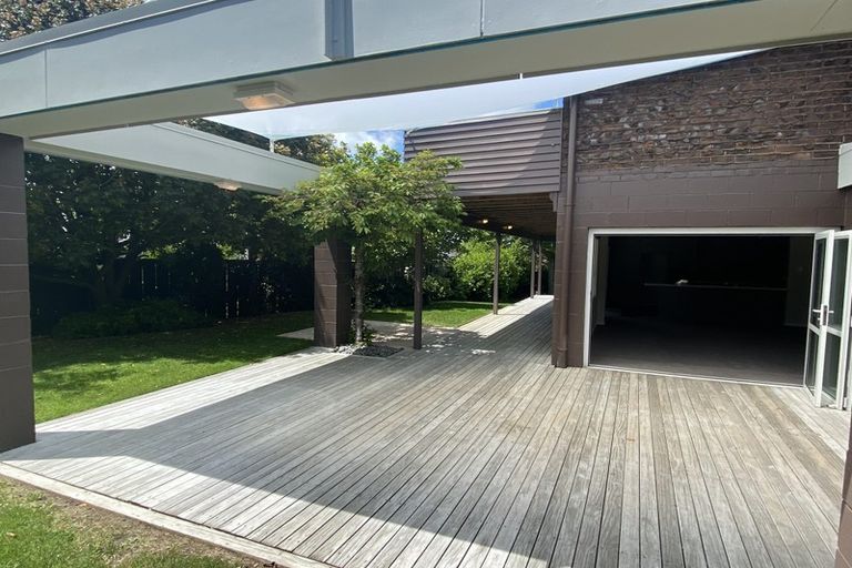 Photo of property in 6 Barnhill Crescent, Pahurehure, Papakura, 2113