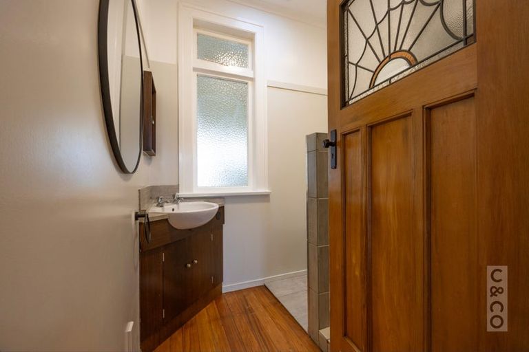 Photo of property in 6 Albert Street, Riverhead, 0820