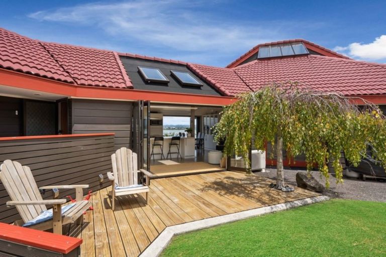 Photo of property in 5 Limeburners Close, Hobsonville, Auckland, 0618