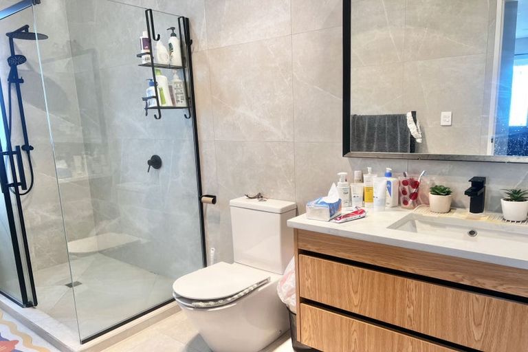 Photo of property in 32 Bendridge Street, Flat Bush, Auckland, 2019