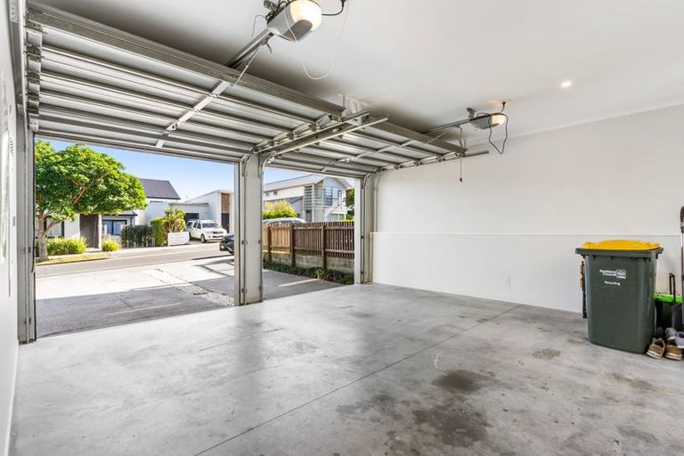 Photo of property in 1 Saltmarsh Road, Hobsonville, Auckland, 0616