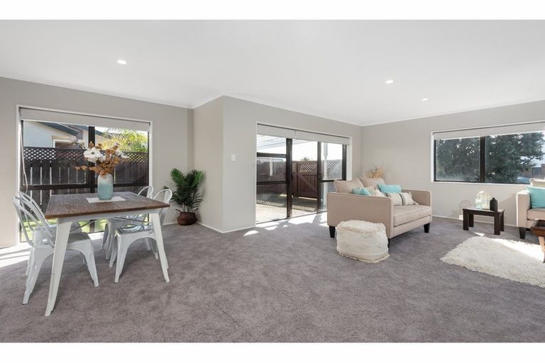 Photo of property in 5 Ngamotu Place, Mount Maunganui, 3116