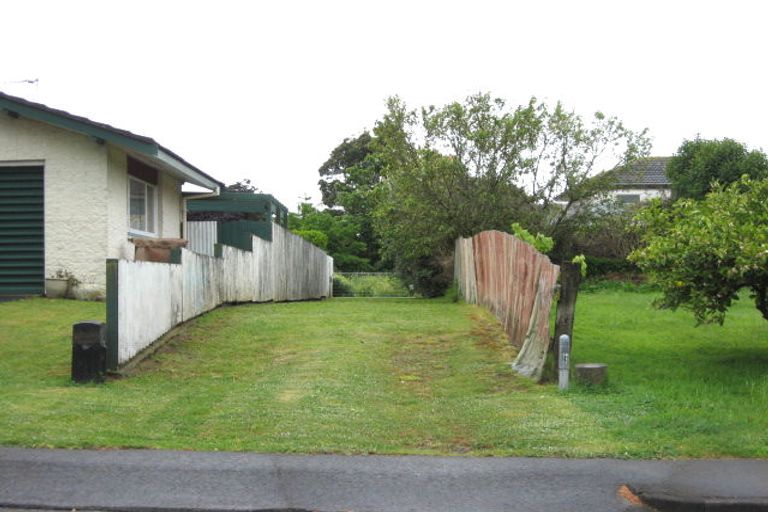 Photo of property in 4 Marybeth Place, Rosehill, Papakura, 2113