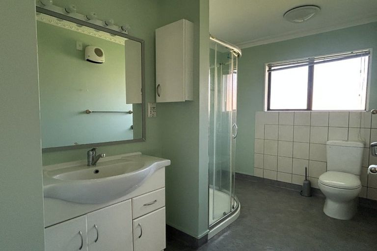 Photo of property in 12 Nelson Square, Picton, 7220