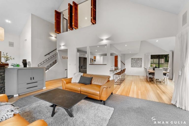 Photo of property in 86a Wiseley Road, West Harbour, Auckland, 0618