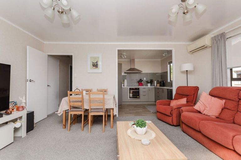 Photo of property in 11b George Street, Dannevirke, 4930
