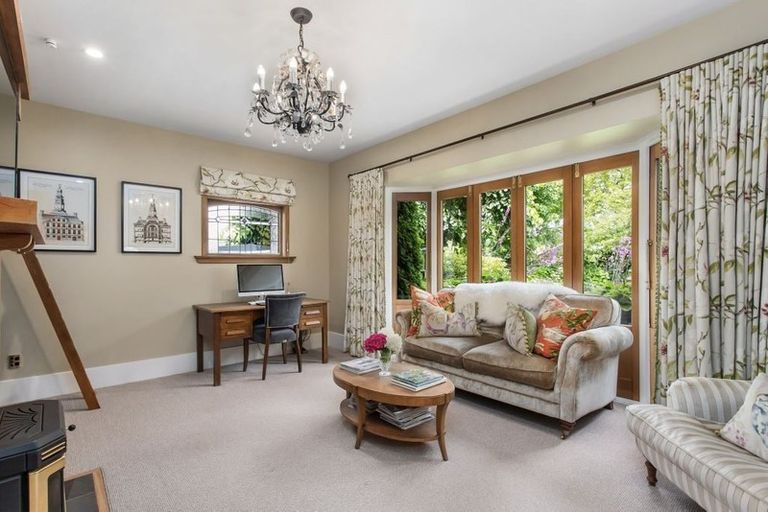 Photo of property in 75 Fisher Avenue, Beckenham, Christchurch, 8023