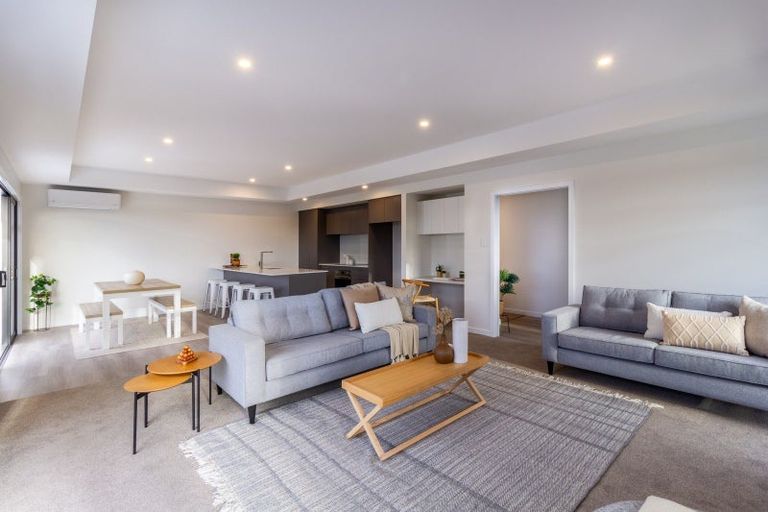 Photo of property in 98 Eriksen Road, Te Awa, Napier, 4110