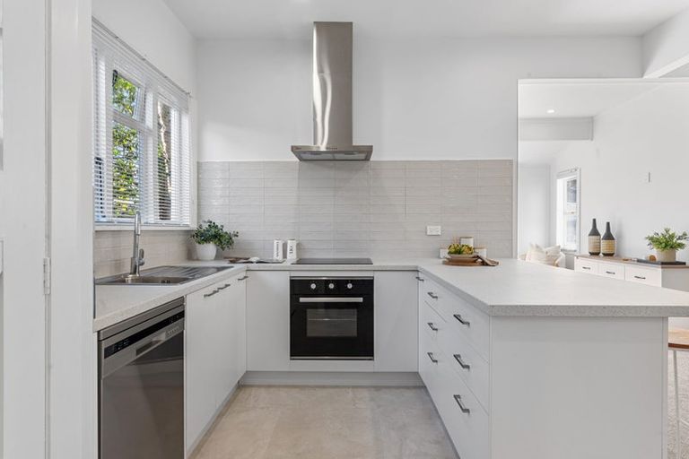 Photo of property in 195a Innes Road, St Albans, Christchurch, 8052