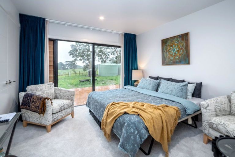 Photo of property in 52 Cross Creek Road, Western Lake, Featherston, 5773