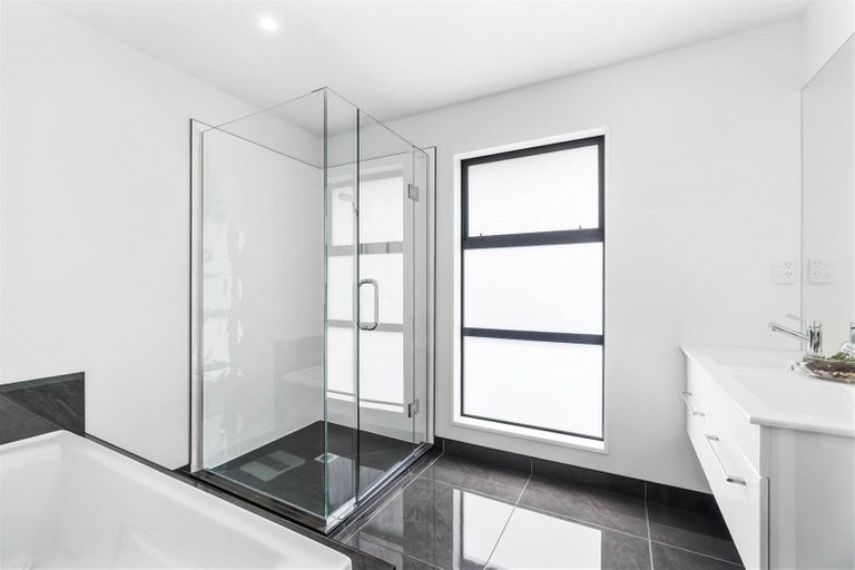 Photo of property in 11 Goldrush Lane, Rolleston, 7614