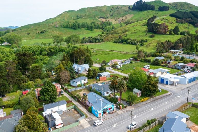 Photo of property in 11 Abercromby Street, Porangahau, 4293