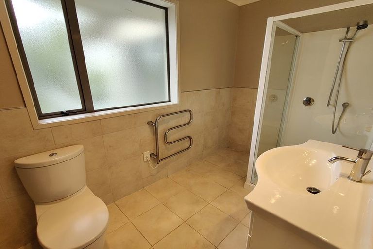 Photo of property in 41 Sorrel Crescent, Bucklands Beach, Auckland, 2012