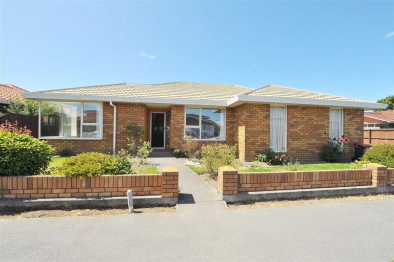 Photo of property in 1/3 Apollo Place, Papanui, Christchurch, 8052
