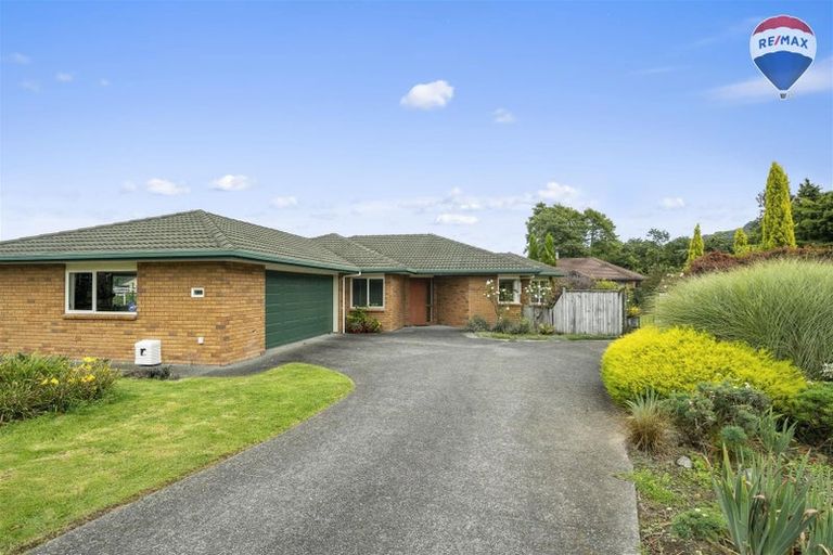 Photo of property in 18 Galveston Grove, Totara Park, Upper Hutt, 5018