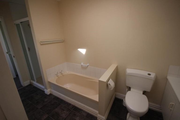 Photo of property in 16g Hobson Street, Thorndon, Wellington, 6011