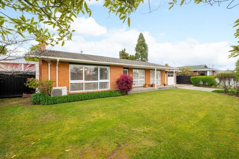 Photo of property in 46 Chedworth Avenue, Chedworth, Hamilton, 3210