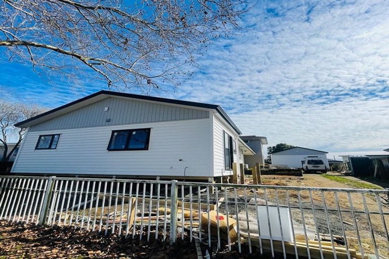 Photo of property in 5 Mcshane Street, Pukekohe, 2120
