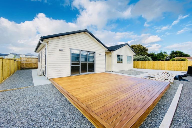 Photo of property in 18b Fernaig Street, Papakura, 2110