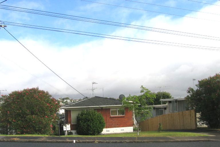 Photo of property in 1/190 Coronation Road, Hillcrest, Auckland, 0627