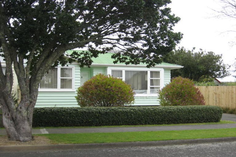 Photo of property in 7 Kings Drive, Levin, 5510