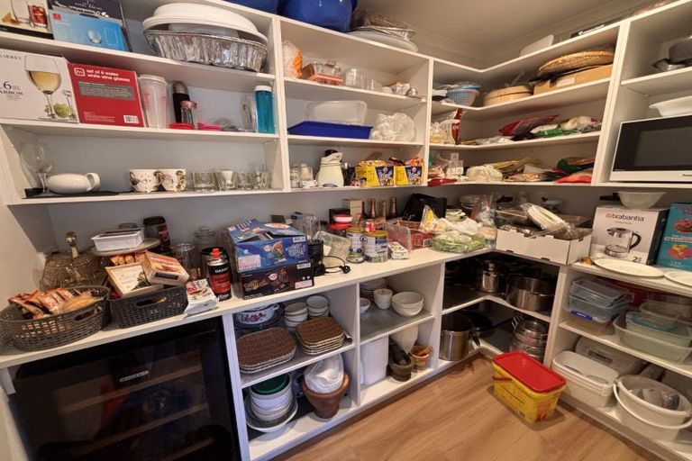 Photo of property in 14a Pegasus Place, Kelvin Grove, Palmerston North, 4414