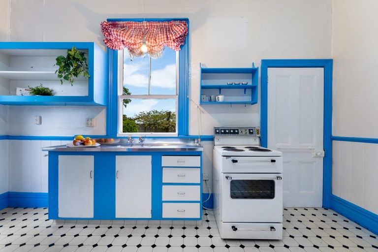 Photo of property in 72 Jeffreys Road, Fendalton, Christchurch, 8052