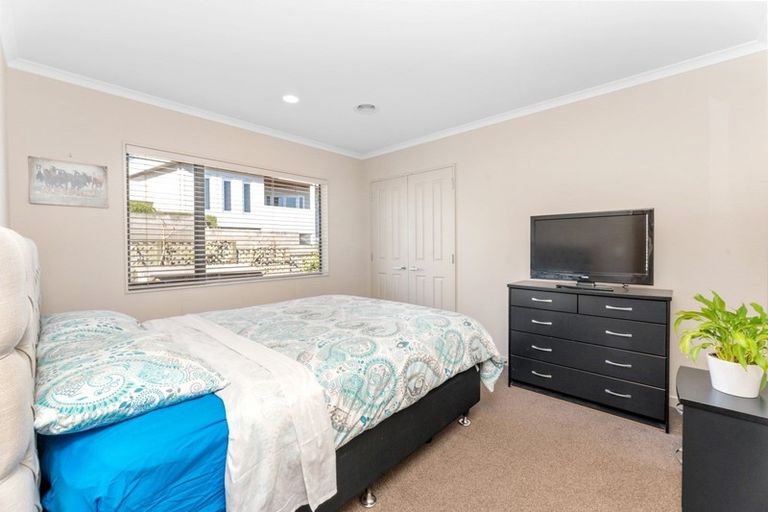 Photo of property in 25 Fairview Terrace, Waipahihi, Taupo, 3330