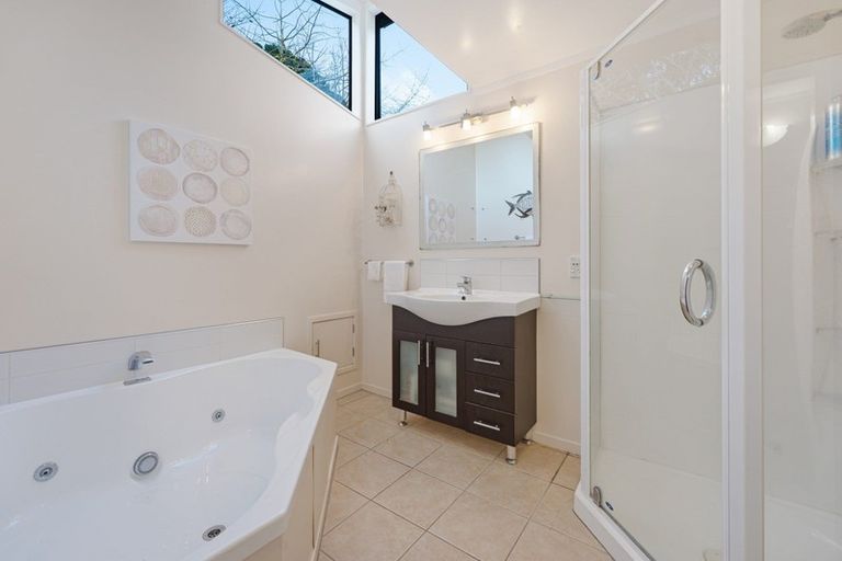 Photo of property in 45a Wallace Place, Westown, New Plymouth, 4310