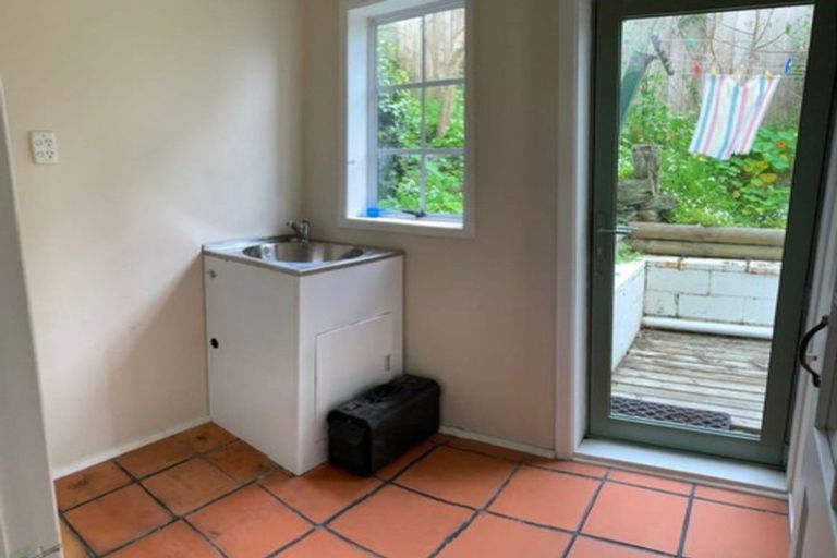 Photo of property in 3/26a Penning Road, Castor Bay, Auckland, 0620