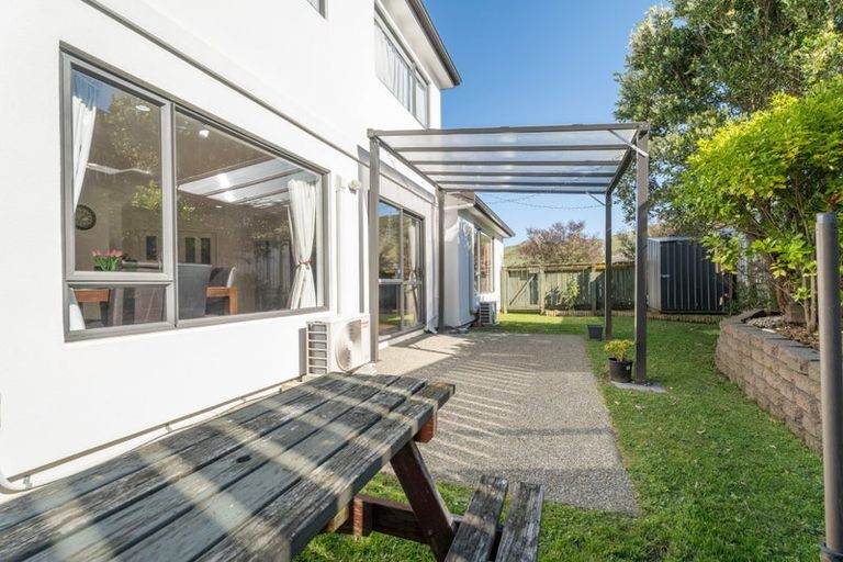 Photo of property in 4 Gifford Grove, Churton Park, Wellington, 6037