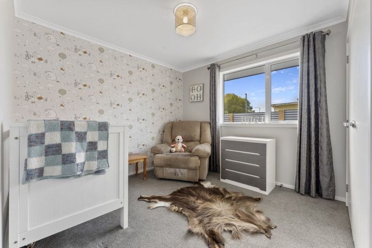 Photo of property in 82 Willoughby Street, Halcombe, 4779