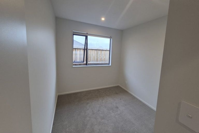 Photo of property in 4 Herridge Street, Woodend, 7691