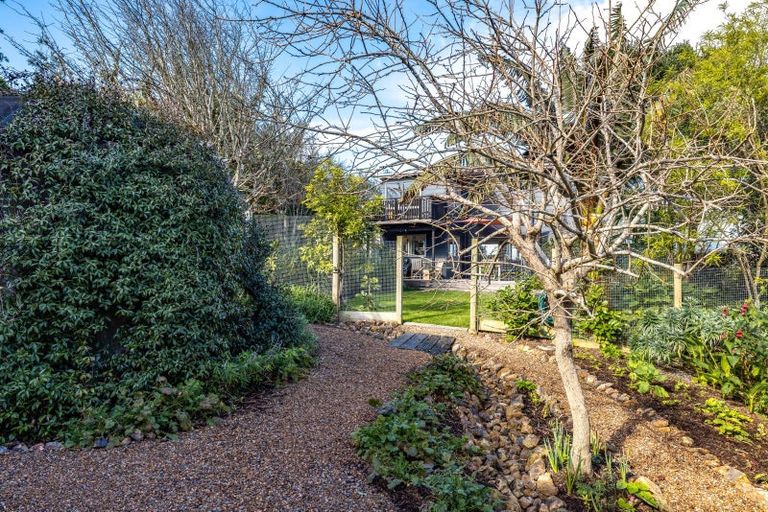 Photo of property in 3 George Street, Surfdale, Waiheke Island, 1081