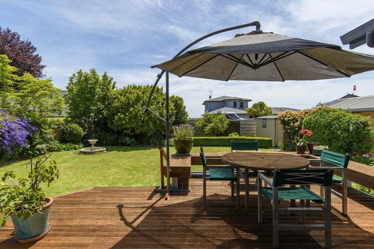 Photo of property in 30 Hinewa Road, Otumoetai, Tauranga, 3110