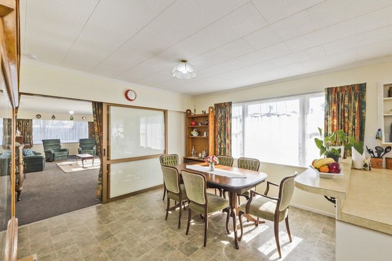 Photo of property in 90 Lethbridge Street, Feilding, 4702