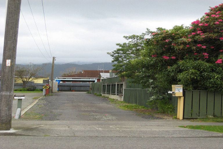 Photo of property in 160a Winchester Street, Levin, 5510