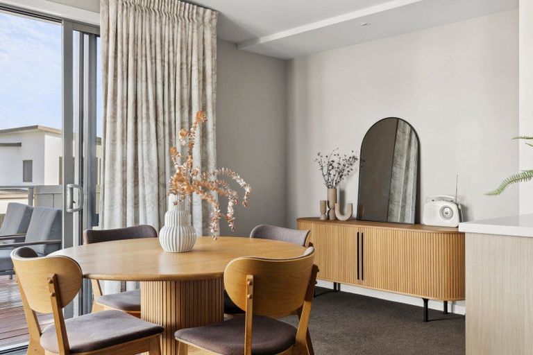 Photo of property in 6 Ada Close, Cambridge, 3434