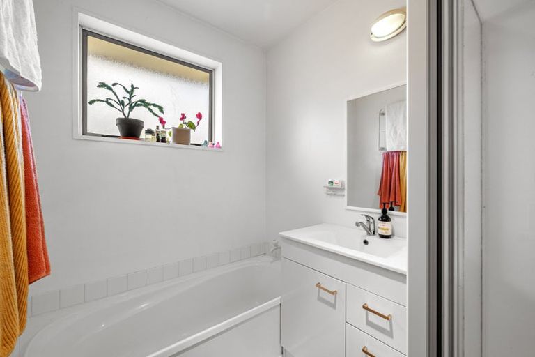 Photo of property in 3/71 Peverel Street, Riccarton, Christchurch, 8041